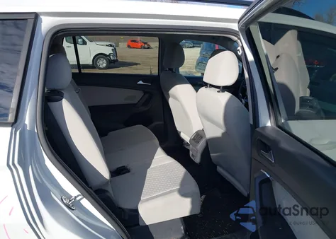 2019 Volkswagen Tiguan 2.0T S из США, поврежденный, VIN 3VV0B7AX8KM009495